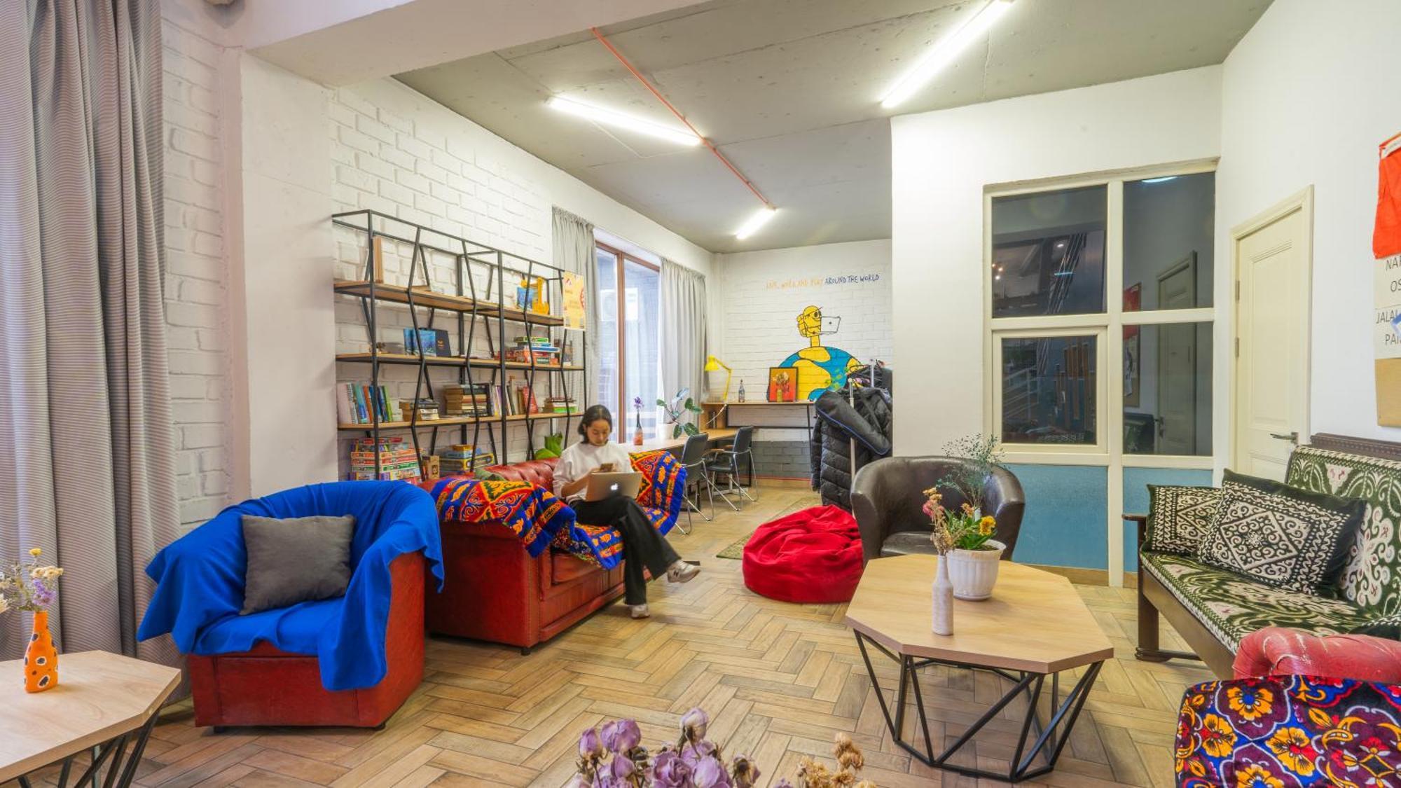 Ololofreelander Hostel&Coworking Bișkek Exterior foto